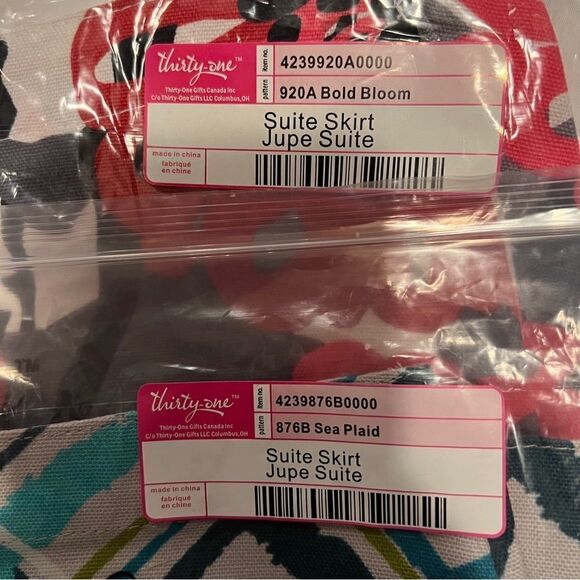 Thirty-One Lot of Two Suite Skirts Bold Blossom & Sea Plaid New - Picture 4 of 4